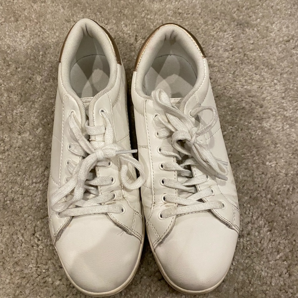 American Eagle white sneakers, size 8
